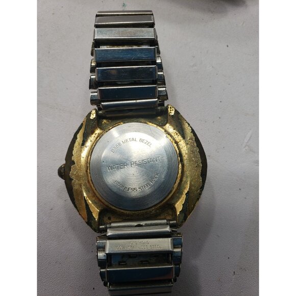 Lot Of 2 Vintage Mens Timex Gold Tone Stainless Steel Manual Wind Watch Untested - Picture 3 of 7